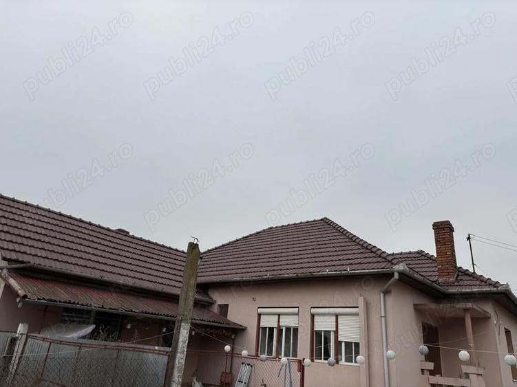 Vand sau schimb cu un apartament plus diferen?a - 1