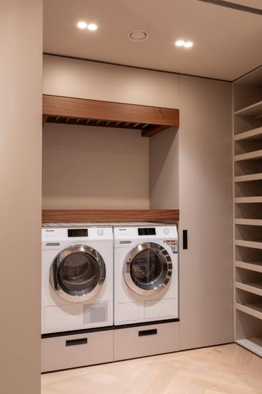 Bijuterie tehnologica - Casa de vanzare in zona Faget - 11