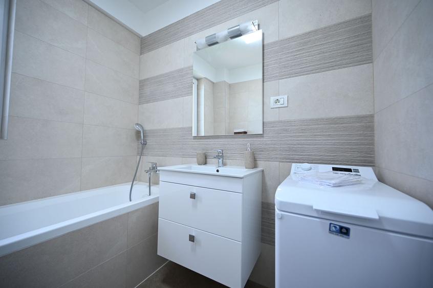 Apartament cu 2 camere decomandat, mobilat în Aradului