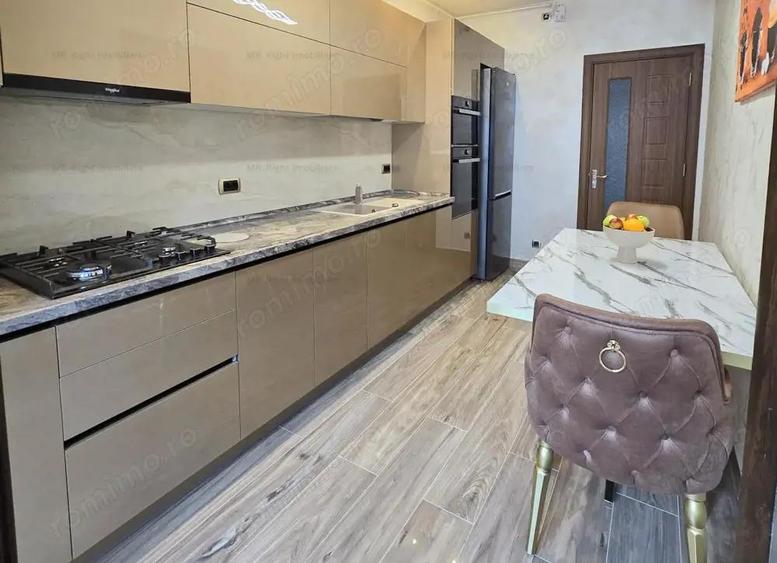 Garsoniera spatioasa | 49mp utili | Coresi - 3