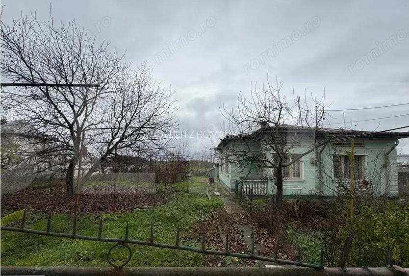 Casa batraneasca cu teren intravilan Bucecea