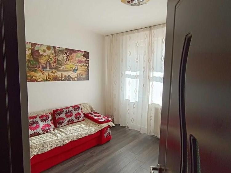 Apartament cu 3 camere decomandat în Gării