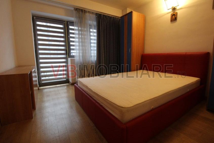 Piata Alba Iulia - Bld Decebal - Vedere bulevard - stradal - 10