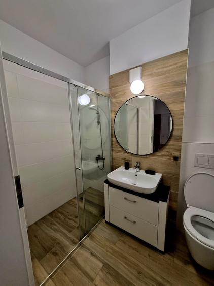 Apartament cu 2 camere decomandat în Dumbrăvița