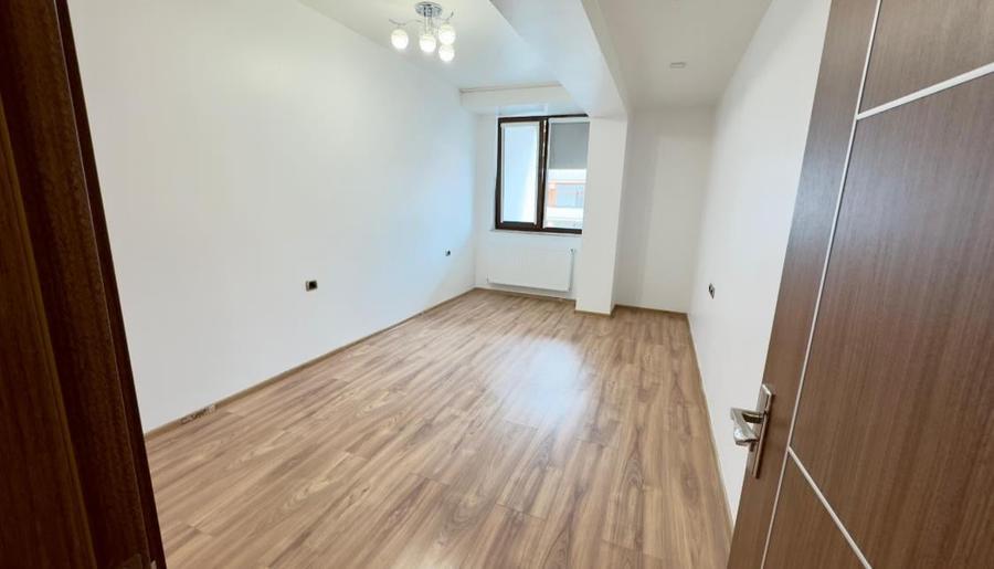 Apartament 3 camere de inchiriat Isaran, Tractorul - 23