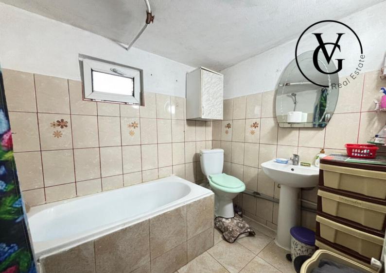 Casa la sol, 4 camere - 248 mp teren - Ovidiu - 2