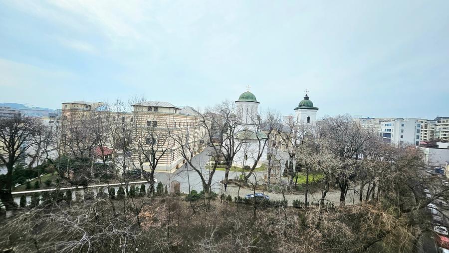 Eleganță pe Splaiul Unirii | Vedere Radu Vodă | Bloc 1996 | Renovat Integral! - 1