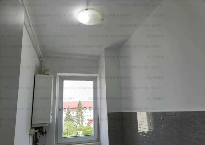 Apartament 2 camere, semidecomandat, renovat, zona Florilor! - 1