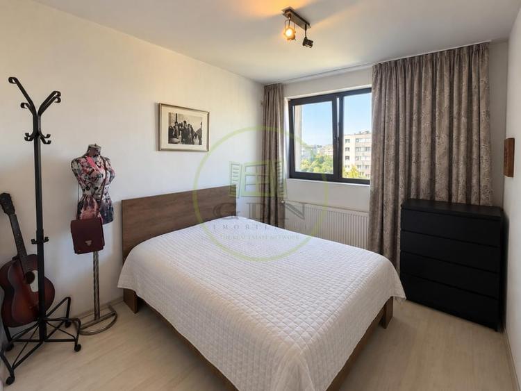Apartament cu 3 camere semidecomandat, mobilat în Drumul Taberei