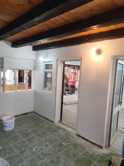 Casă cu 4 camere în Bivolari