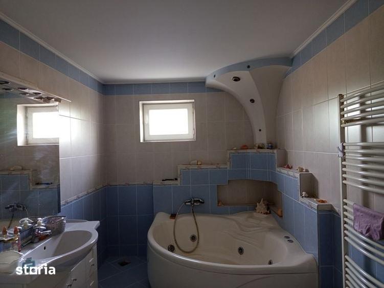 Casă cu 4 camere cu Teren 262 Mp în Biharia