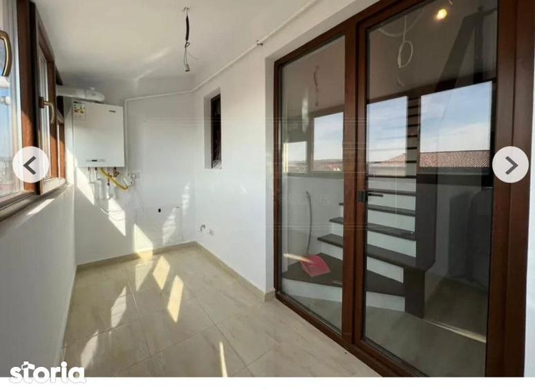 Apartament cu 3 camere în Cug