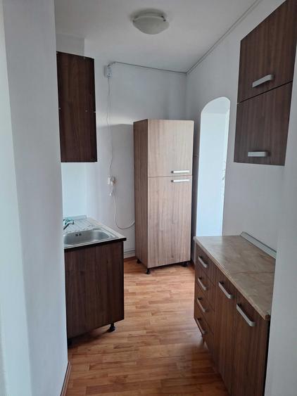 Garsonieră semidecomandată în Răcădău