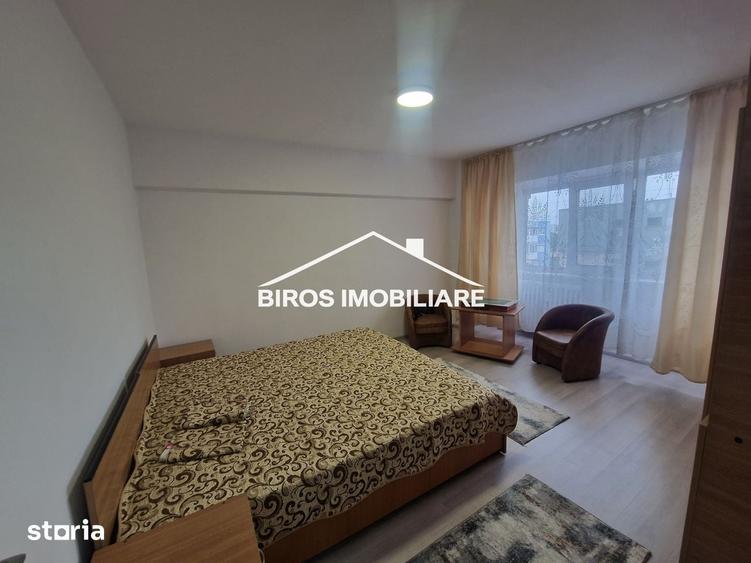 Garsonieră decomandată în Rovine