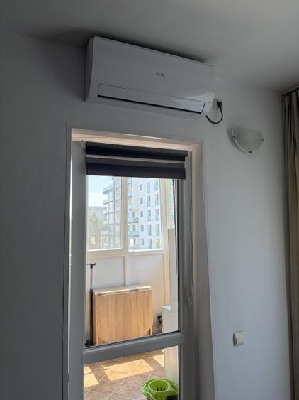 Apartament cu 2 camere decomandat în Titan