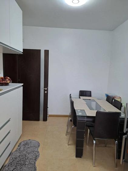 Vand casa in Centrul Civic Cumpana - 14