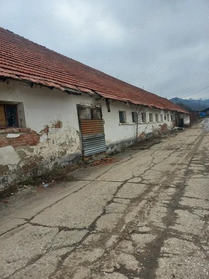 Spațiu comercial, de 700 mp, în Cheia