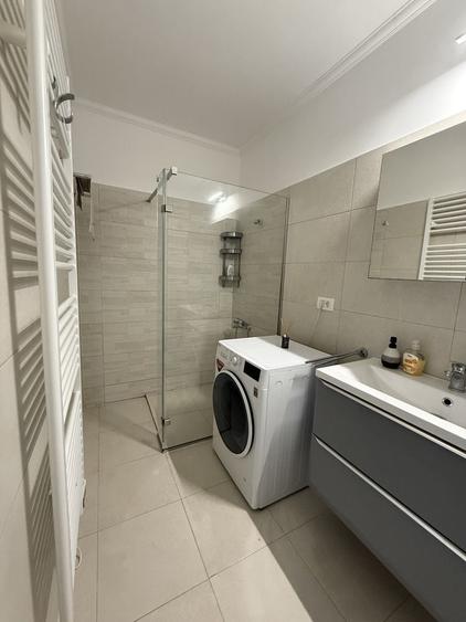 Apartament cu 2 camere decomandat în Exterior Vest