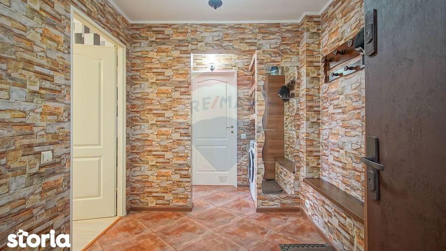 Apartament cu 2 camere decomandat în Triaj
