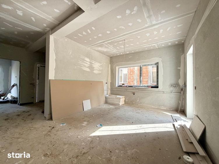 Casă cu 4 camere cu Teren 315 Mp în Ghiroda