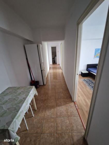 Apartament cu 4 camere decomandat în Militari