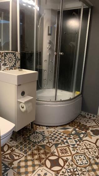 Apartament cu 2 camere decomandat, mobilat în Eroii Revoluției