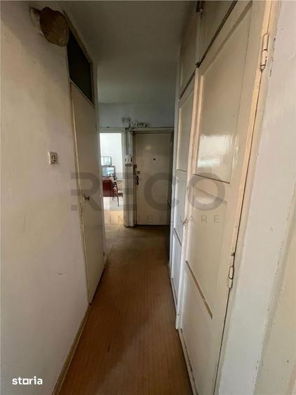 Apartament cu 3 camere decomandat în Decebal