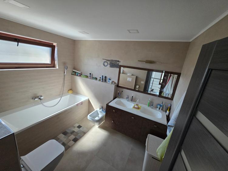 Casa individuală cartier Izvor - 11