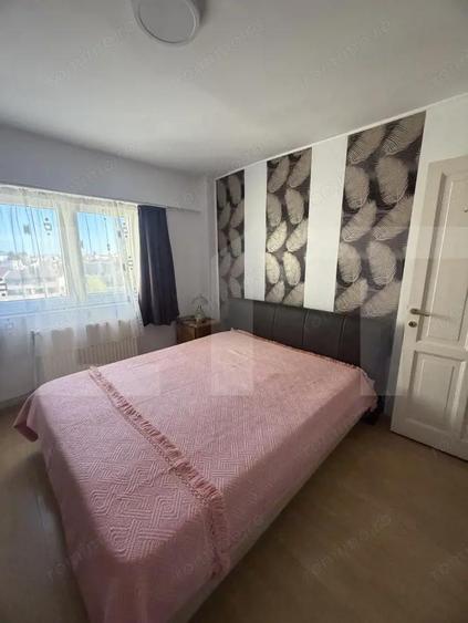 Apartament Spa?ios cu Etaj 4 Camere Zona Intim - 1