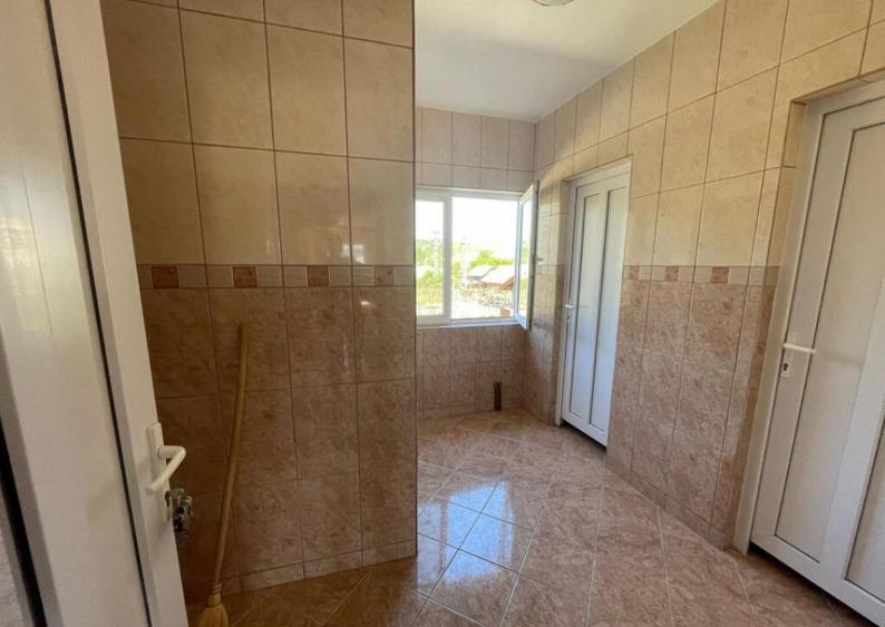 Proprietate complexa situata in Barsesti - 5