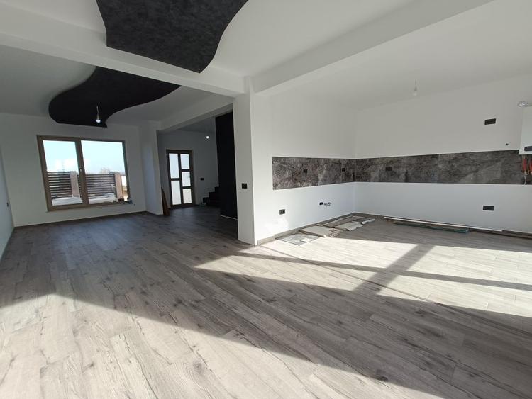 Case Spațioase, P+1E+Pod, 4 camere - Platoul Beldiman, Iași - 18