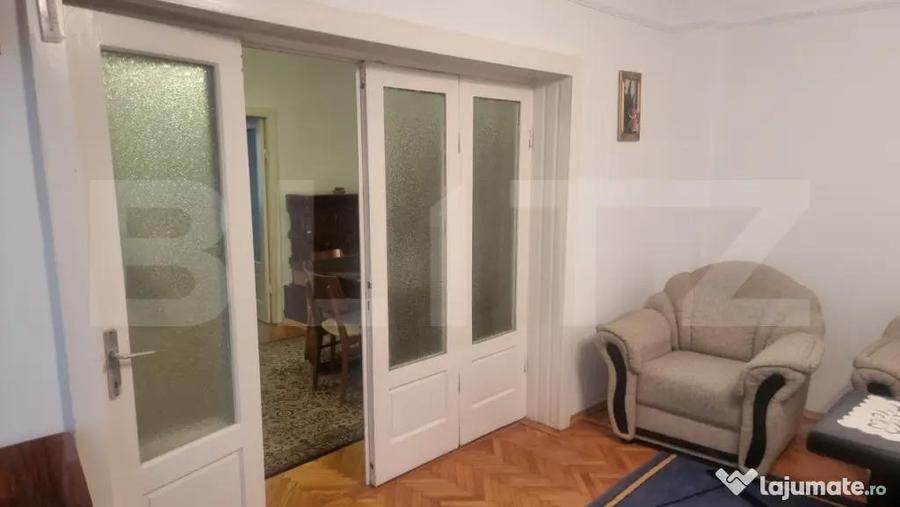 OPORTUNITATE:CABINETE MEDICALE,BIROURI, 275 mp UTILI, PLOIES - 1