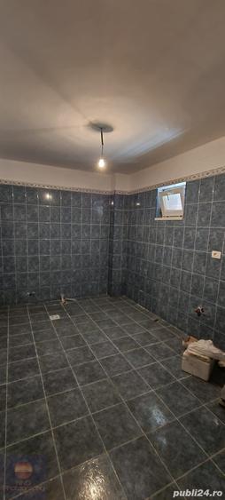 De vanzare locuin?a in Roznov , situata pe strada Nicolae Roznovanu.Suprafa?a construibila de 459 mp - 5