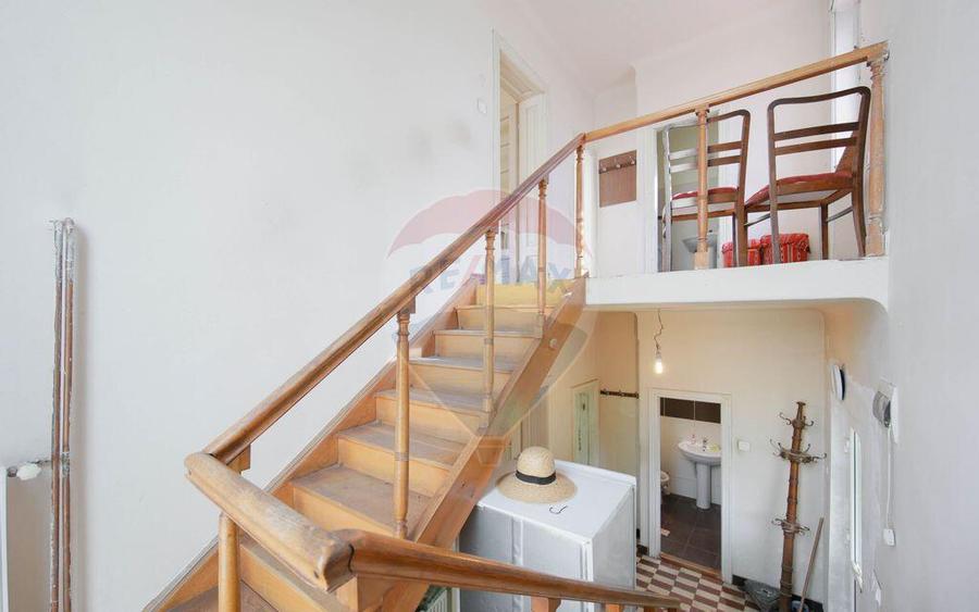 De vanzare Casa cu 3 camere ?i teren 562 mp str. Louis... - 8