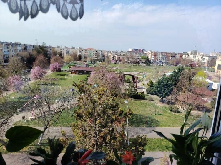 Apartament 2 camere de vanzare Micalaca, Parcul Regina Maria, Arad - 4