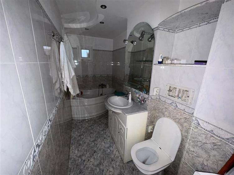 Apartament 3 camere, 72mp, etaj 2, zona fostul Tribunal - stradal - 10