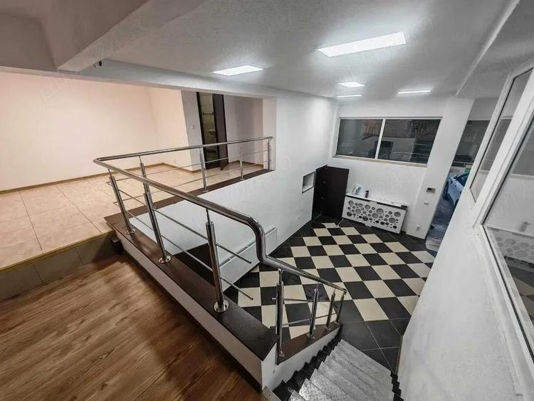 Vand spatiu comercial office - 117mp, str. Unirii, Petro?ani - 5