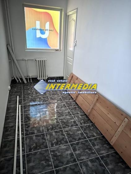 Spatiu de inchiriat I Cetate I 50 mp I acces pietonal din strada I - 8