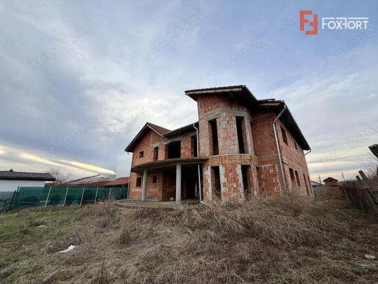 OPORTUNITATE - Casa individuala la rosu, teren de 851 mp in Peciu Nou - 9