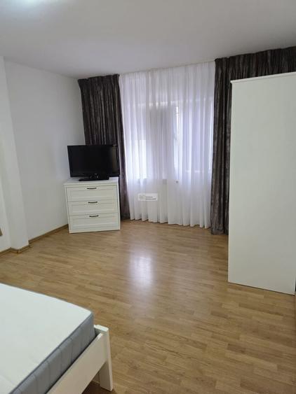 De inchiriat GARSONIERA /parter/Focsani SUD/ vis-a-vis de PETROM - 4