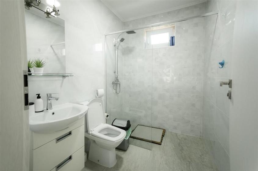 RECO, VILA MODERNA 7 DORMITOARE, BAILE 1 MAI - 24