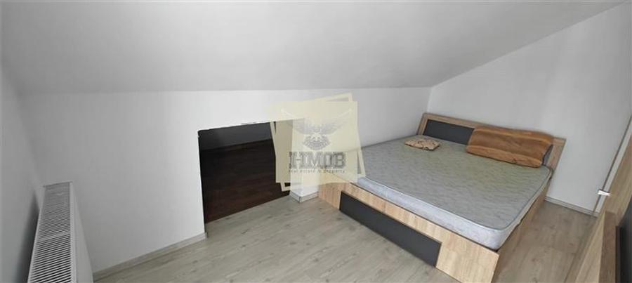 Apartament la mansarda 3 camere  zona Calea Cisnadiei - 9
