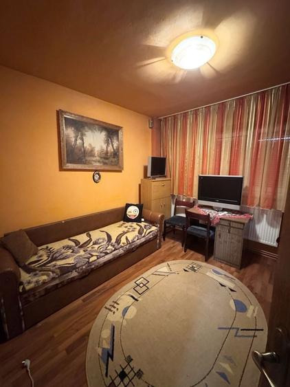 Vand Apartament 3 camere-Zona Garii - 3