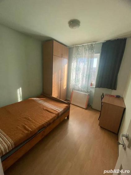 Vand apartament cu 2 camere - zona Gojdu - 1