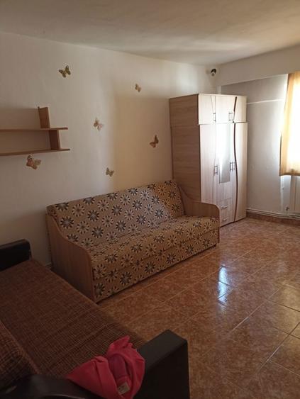 Vand garsoniera in Adjud,Vrancea - 3