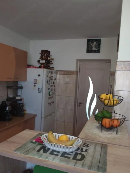 Apartament cu 3 camere decomandat în Agigea