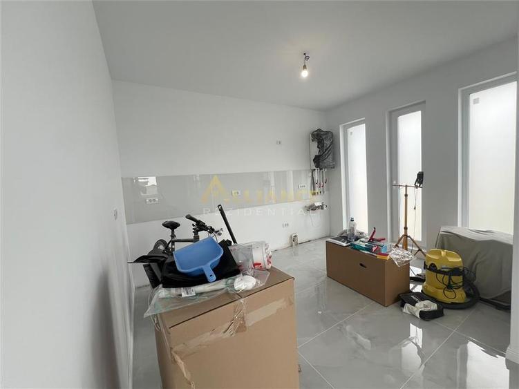 Casă individuală cu 3 camere cu Teren 350 Mp în Berceni