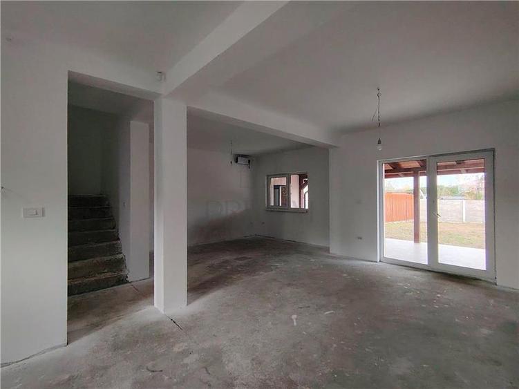 Cartier SERENA -  Duplex spatios - 400 mp teren - 8