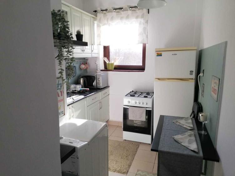 2 camere Floreasca, 46 mp, renovat, mobilat complet, etaj 3/3 - 4