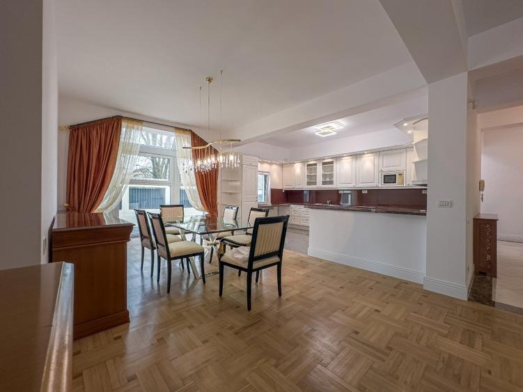 Vila individuala cu piscina, zona Iancu Nicolae- acces privat - 5